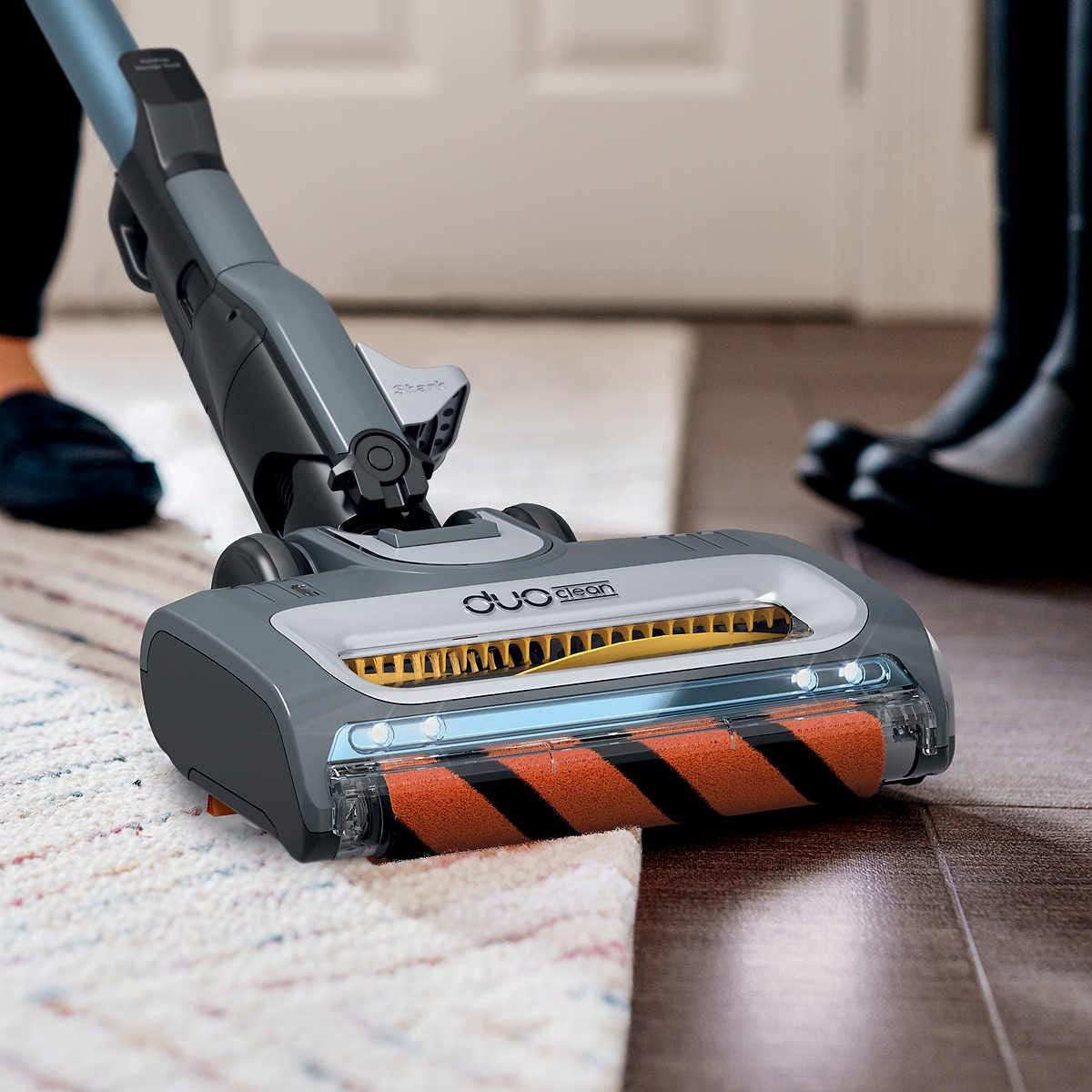 Shark UV580 Stick Vacuum with DuoClean and Self-Cleaning Brushroll