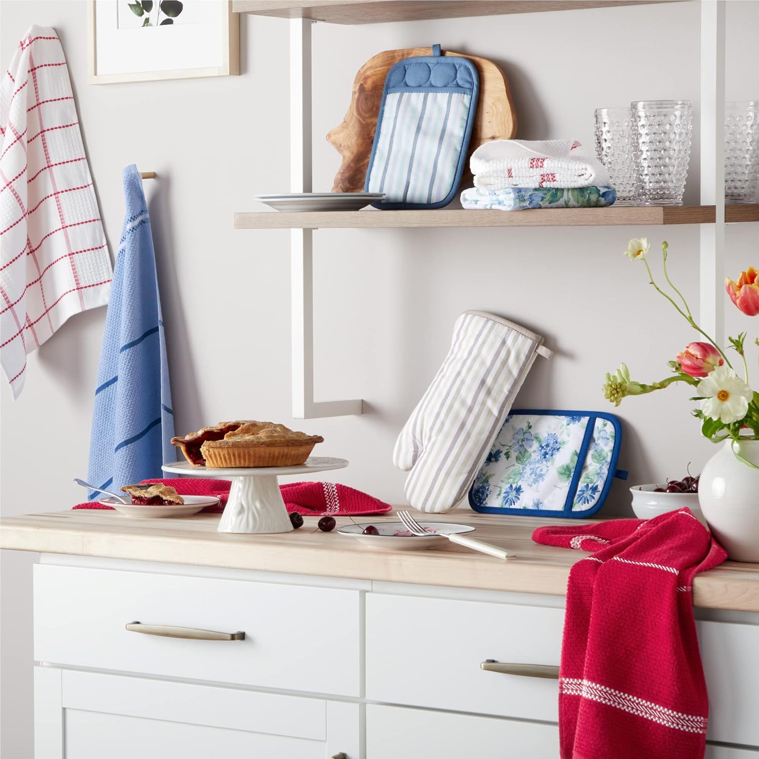 Martha Stewart Modern Waffle Kitchen Towel Set 6-Pack Red